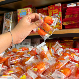 Kẹo Dẻo Hàng Xá Xoài Muối Ớt 100g - KDHXXMO100G