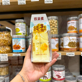 3 Cái Bánh Bông Lan Tam Giác CHUNSANJIAO Vị Phô Mai - Màu Vàng - BBLTGCVPM03