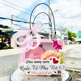 Túi Quà Tặng 8-3 Sữa Tắm Nước Hoa Charme Chance Hồng 250ml + Nước Hoa Charme Chance (Có Đèn Chớp) - TUIQUACHARME01