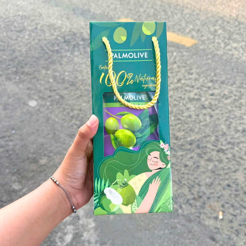 Dầu Gội Xả Palmolive Naturals Silky Straight Chiết Xuất Dầu Olive 600ml