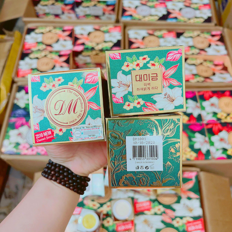 28732_67_20260316171503.png Combo Kem Face Damei Jinni Dm Ngày Đêm Có Tem 20g Công Nghệ Hàn Quốc Phiên Bản Mới - 4719855331011CBDMMOI