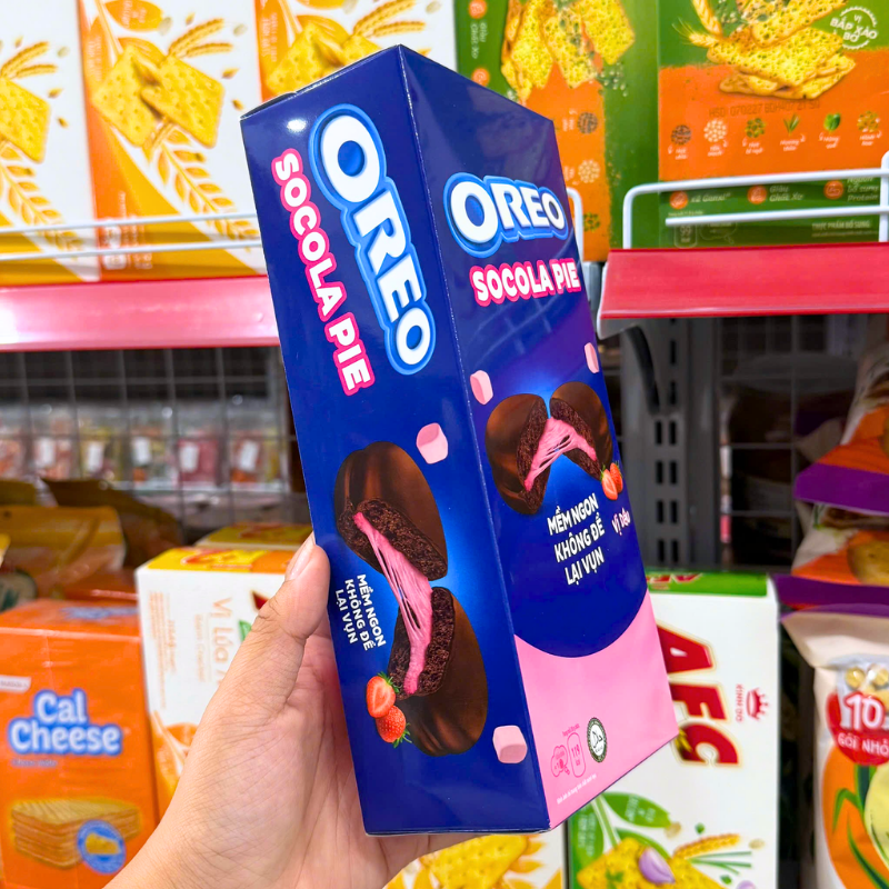 Bánh OREO Socola Pie Vị Dâu Mềm Ngon Không Để Lại Vụn 168g