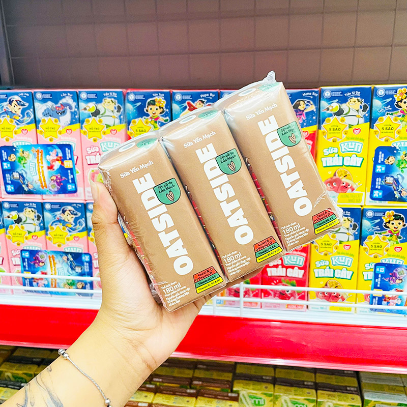 Sữa Yến Mạch Vị Socola Lúa Mạch Oatside Lốc 3 Hộp (180ml/Hộp)