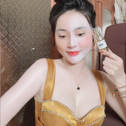 Ủ Trắng Lúa Mạch Thanh Nhi Nikos Beauty chính hãng