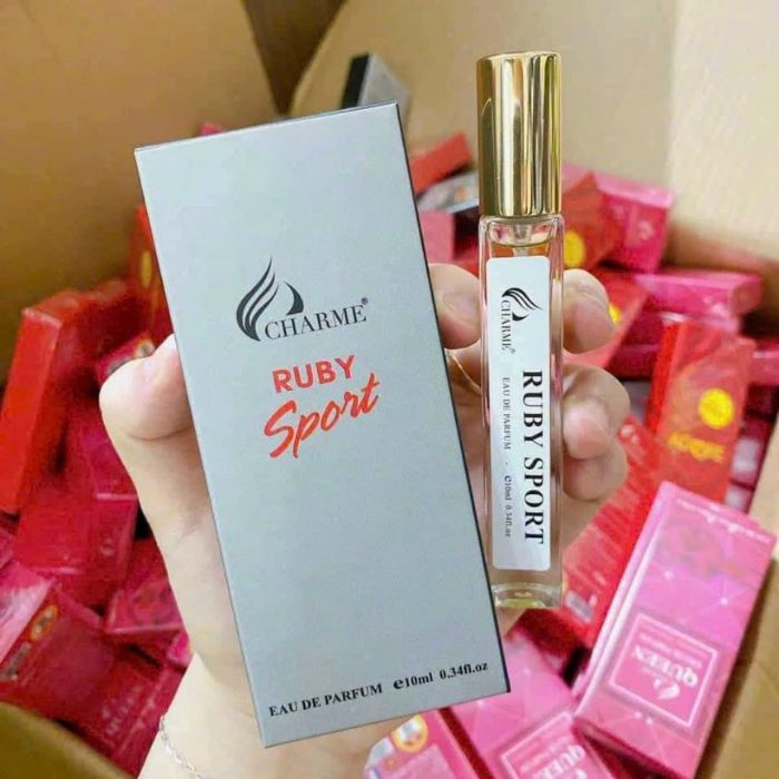 Nước hoa Charme Ruby Sport 10ml là phiên bản nước hoa mini của chai nước hoa Charme Ruby Sport 50ml
