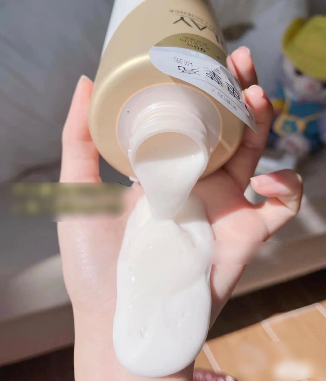 Sở Hữu Làn Da Mịn Trắng Sạch Với Sữa Tắm Trắng Da OLAY B3 Vitamin C Bản Trung