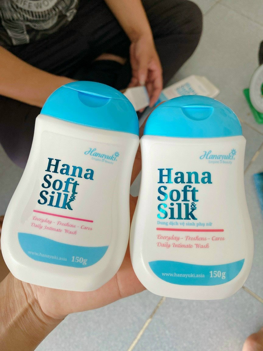 Dung dịch vệ sinh Hana Soft Silk bao chuẩn không bao rẻ thật giã lẫn lộn