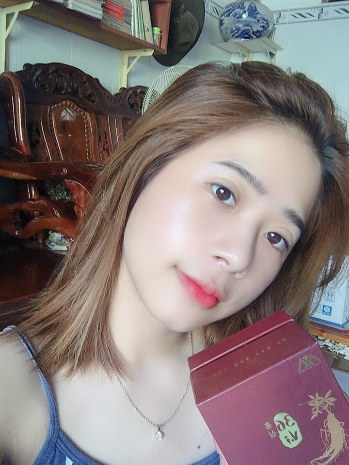 Thảo dược trị mụn Cao Mụn Sâm Đỏ